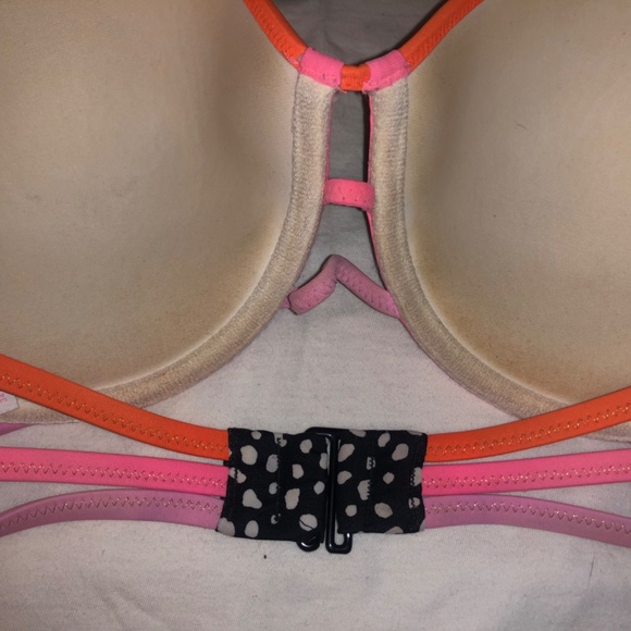 Victoria's Secret swim top 34DD - Picture 3 of 4